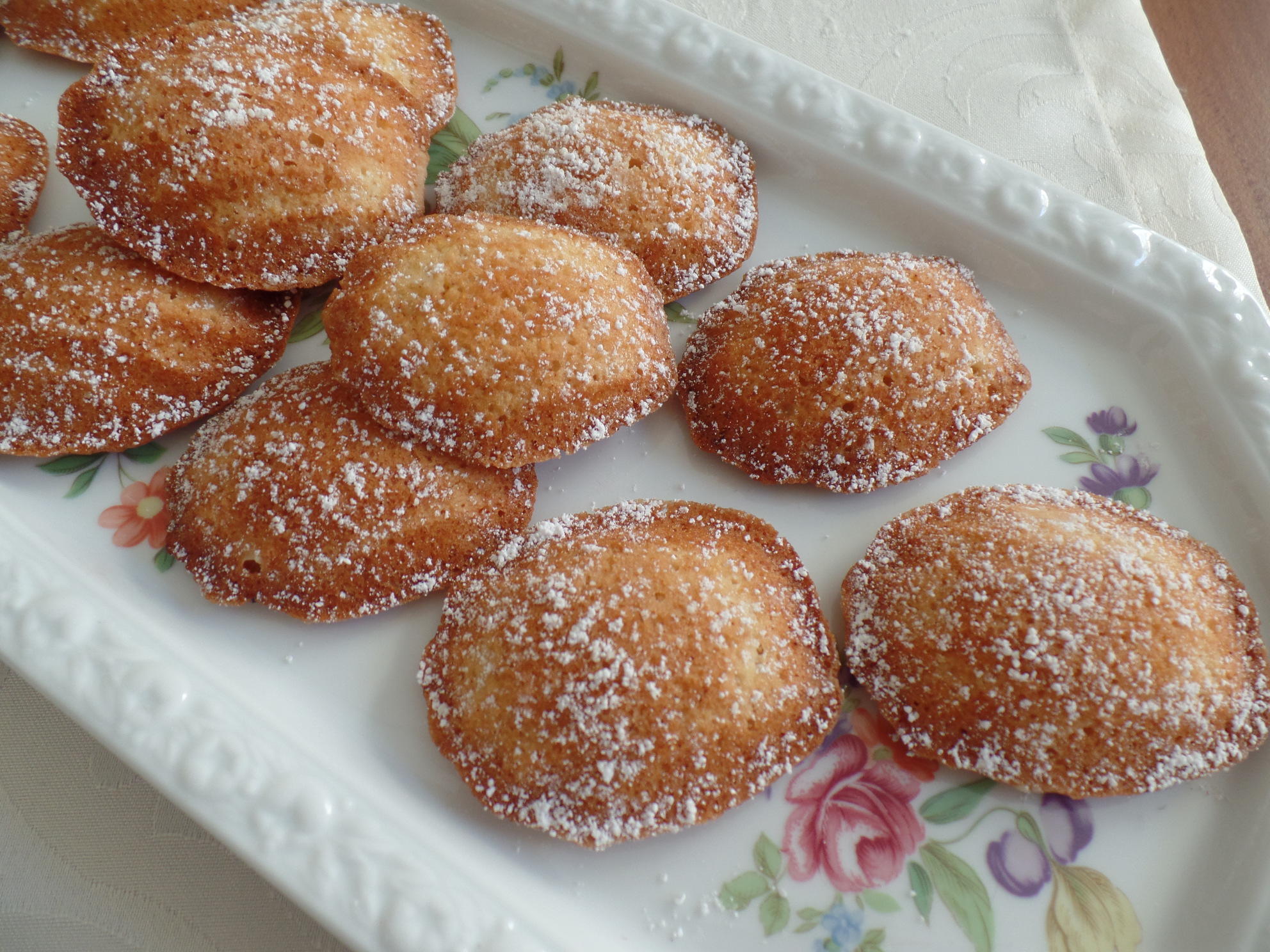 Mandel-Madeleins - Rezept von Sheeva1960