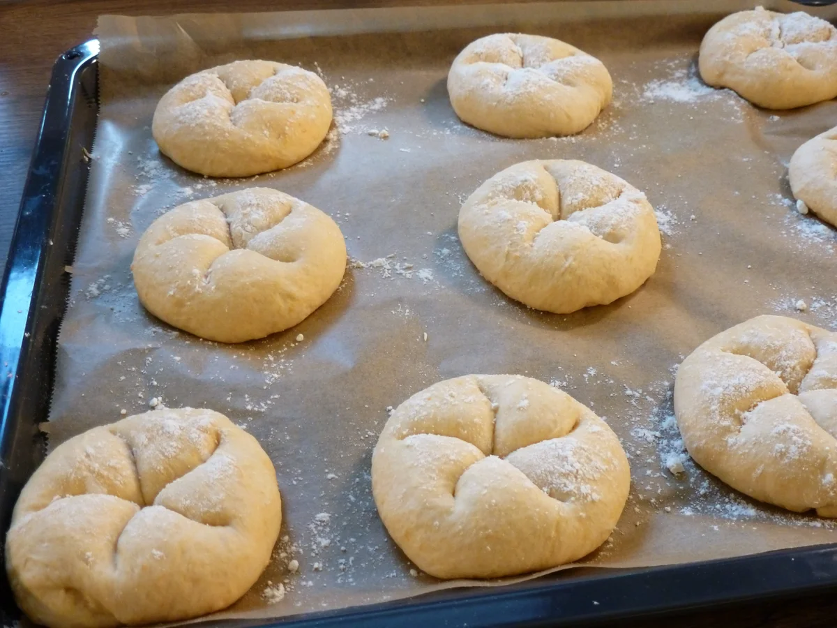 Süßkartoffel-Dinkel-Buttermilchbrötchen - Rezept - Bild Nr. 4217