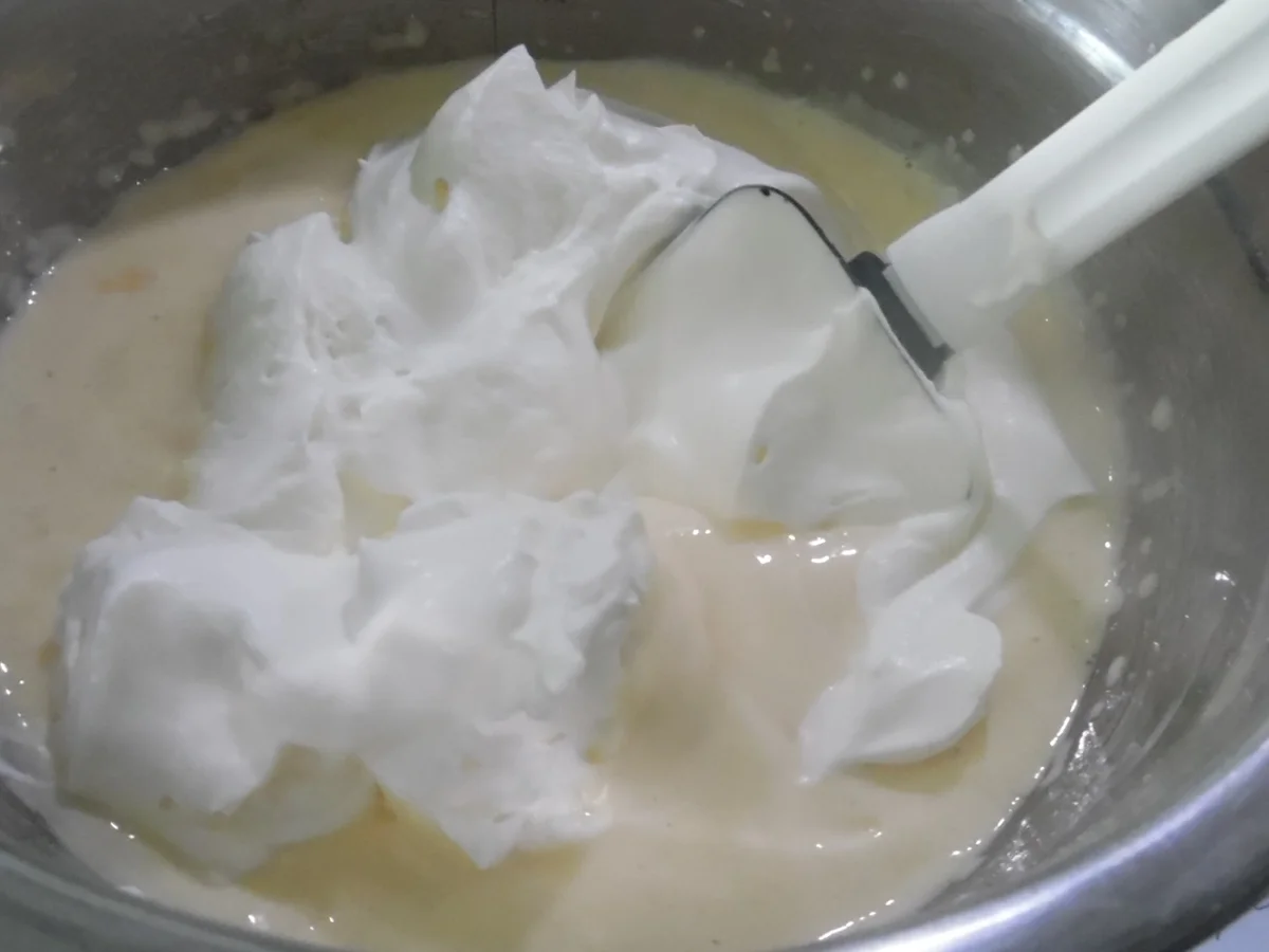 Rezept: Quark-Apfel-Bienenstich Bild Nr. 4240 Quark-Apfel-Bienenstich - Rezept - Bild Nr. 4240