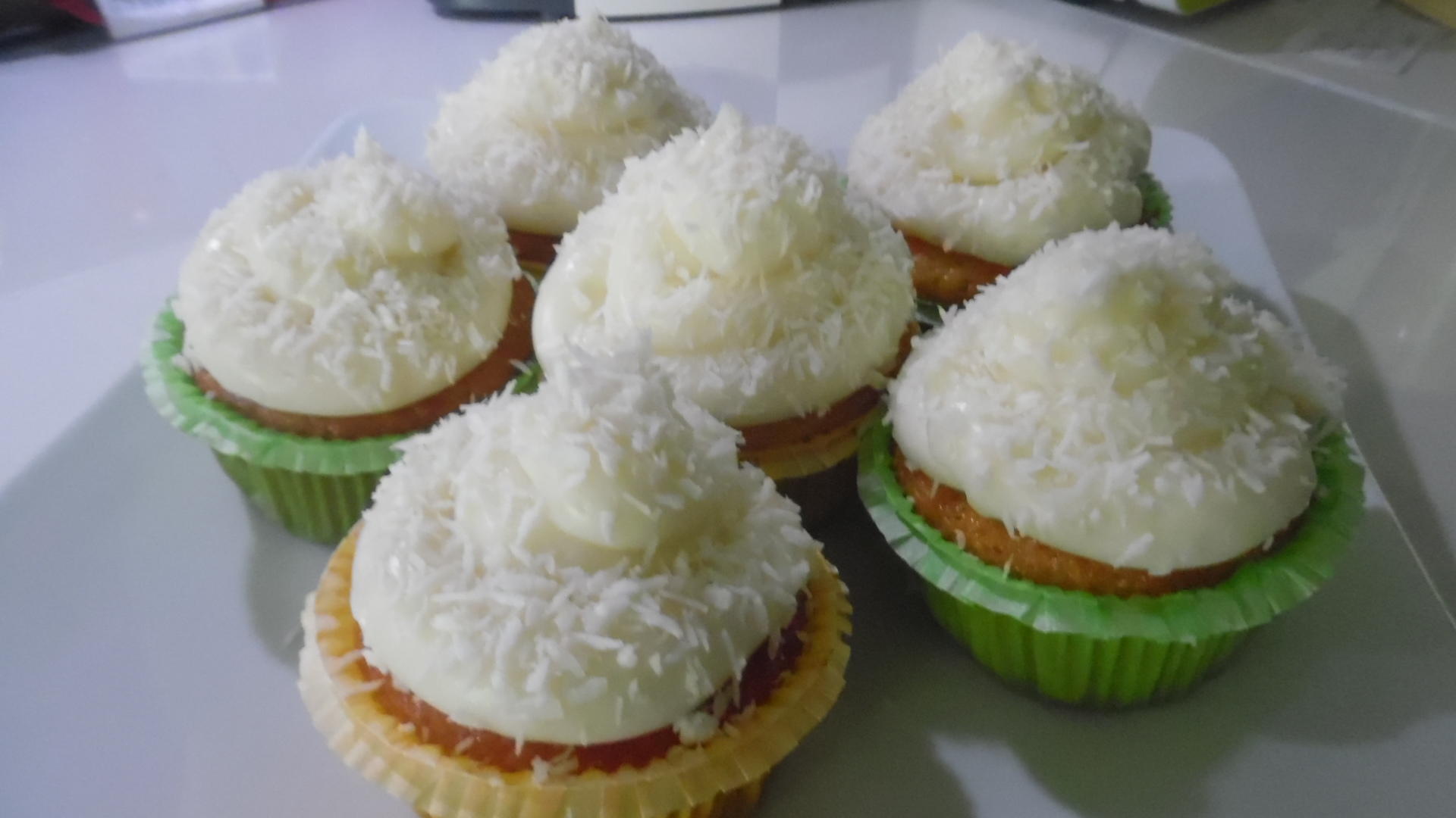 Bilder für Raffaello-Cupcakes - Rezept