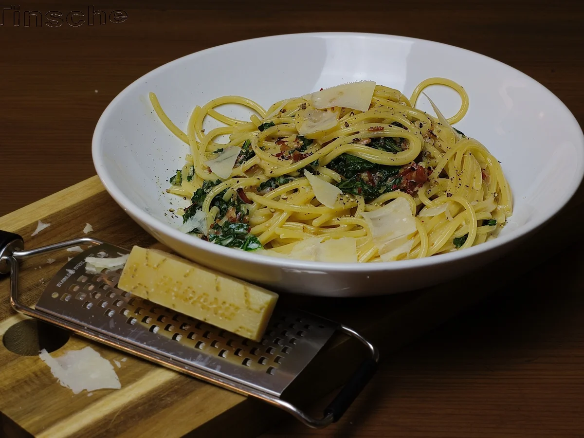 Rezept: Schnelle Wirsing-Pasta Bild Nr. 4255 Schnelle Wirsing-Pasta - Rezept - Bild Nr. 4255