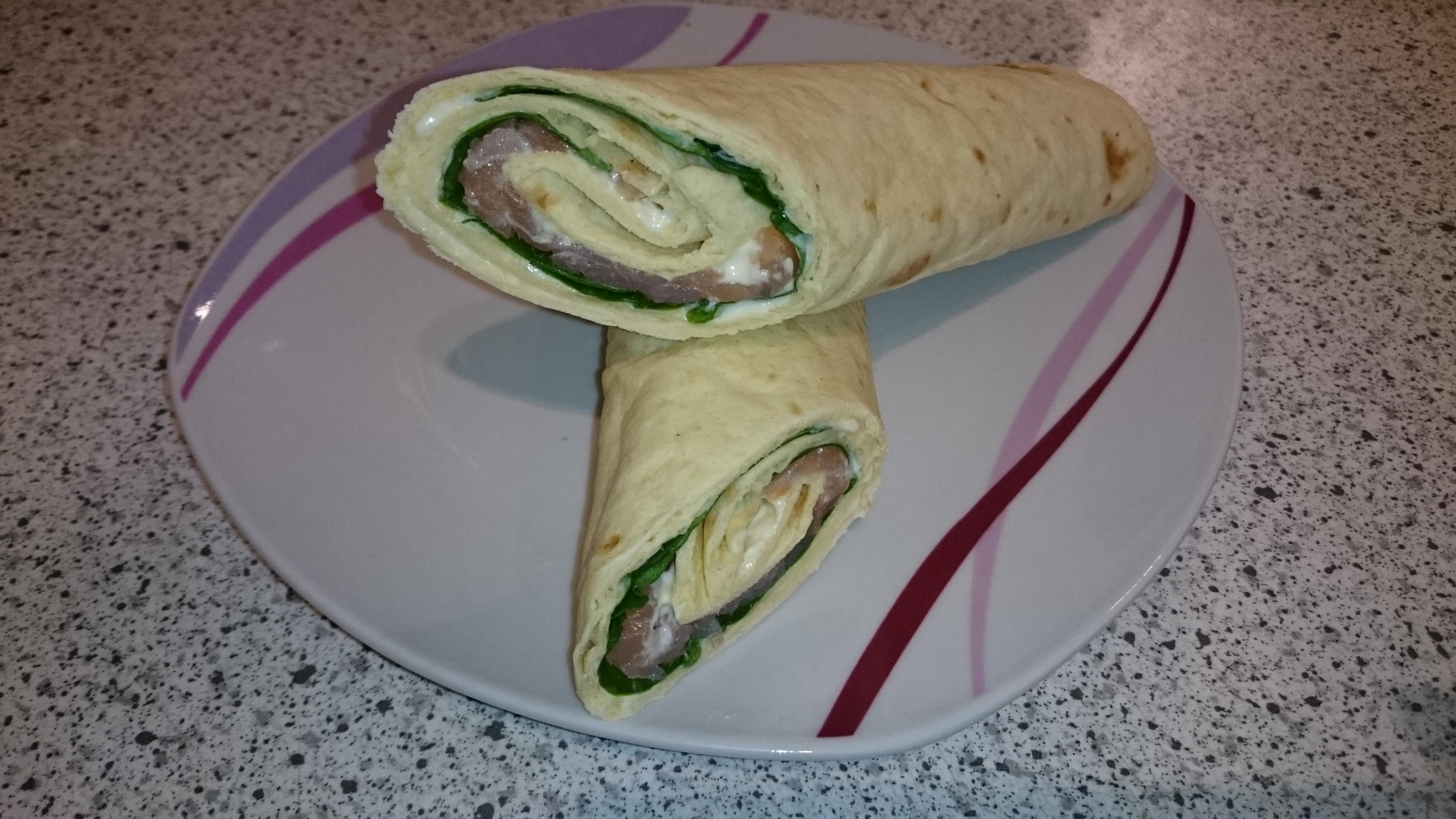 Bilder für Lachs-Wrap mit Blattspinat und Ei - Rezept