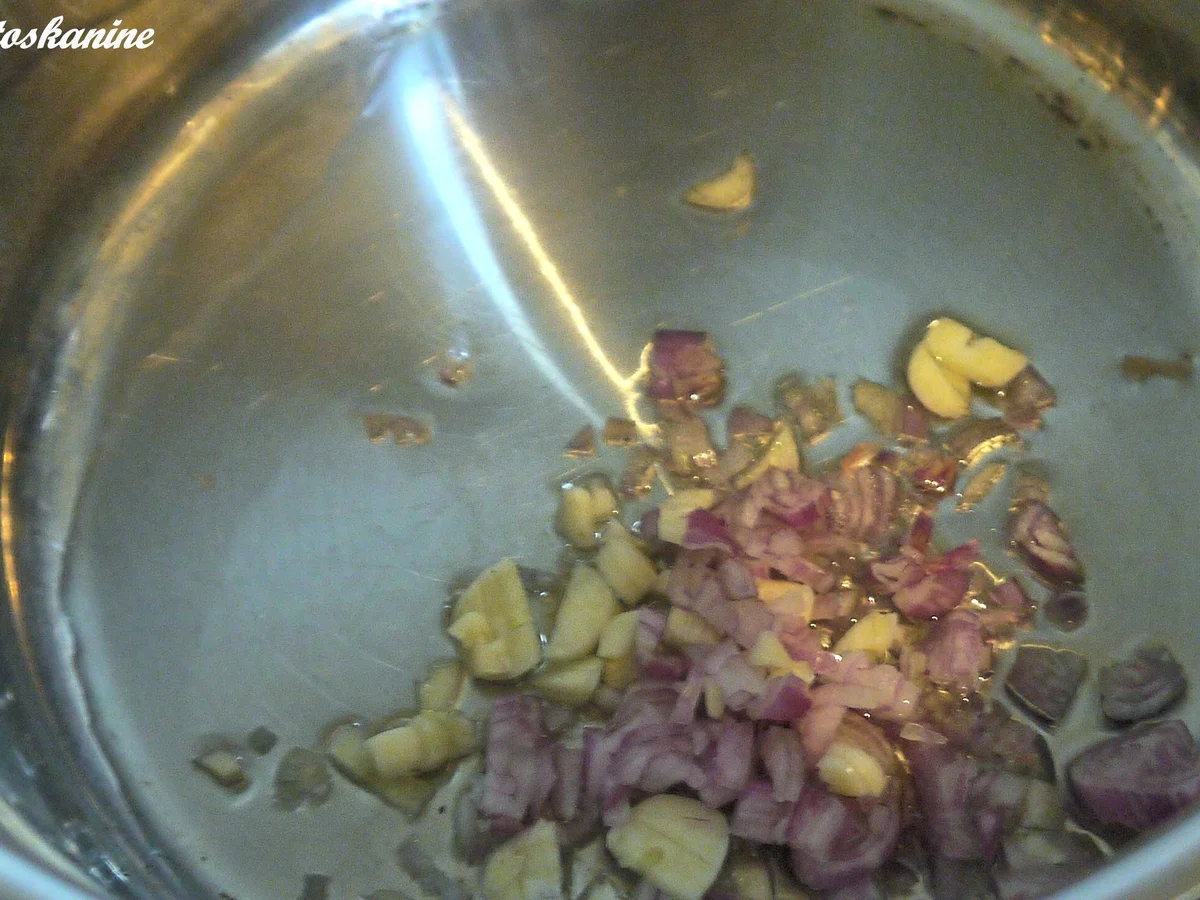 Roter Spitzkohl mit Casssis - Rezept - Bild Nr. 3