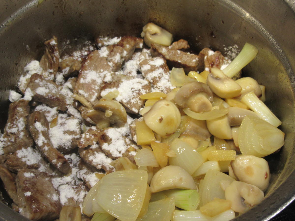 Suppen: Fränkischer Seelenwärmer - Rindfleisch-Topf mit viel Gemüse - Rezept - Bild Nr. 4273
