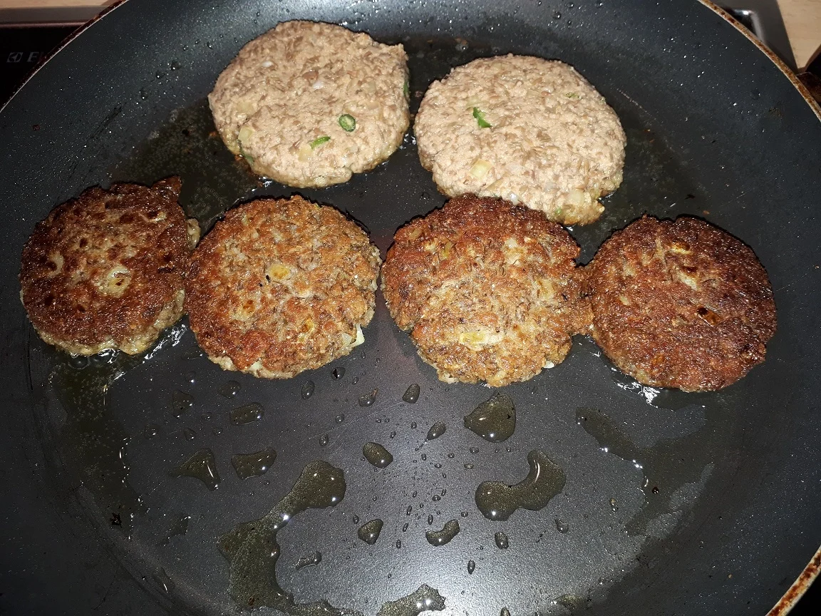 Linsen-Soja-Frikadellen/Burger-Patty - vegan und glutenfrei - Rezept - Bild Nr. 2