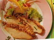 Christmas-Turkey mit Honig-Kruste zu exotischem Salat - Rezept