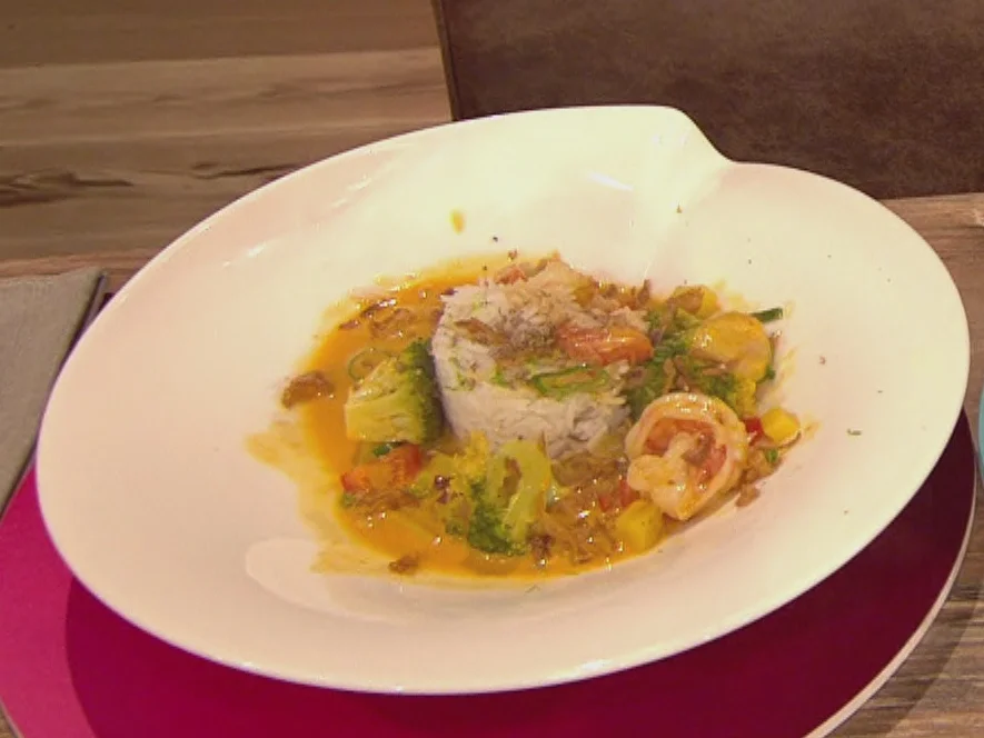 Rezept: Garnelen-Thai-Curry (Jared Hasselhoff) Bild Nr. 2 Garnelen-Thai-Curry (Jared Hasselhoff) - Rezept - Bild Nr. 2