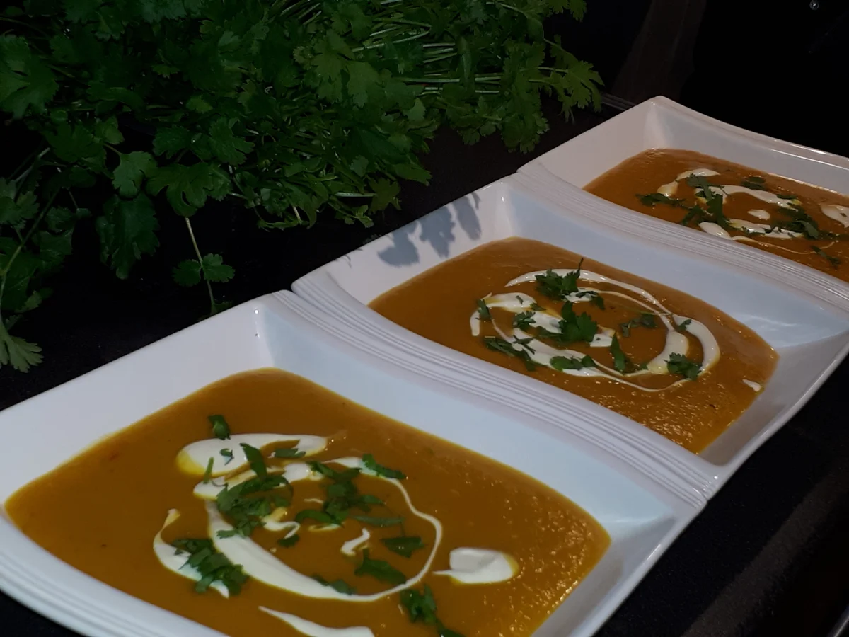 BiNe` S  KÜRBIS - SÜSSKARTOFFELSUPPE - Rezept - Bild Nr. 4317