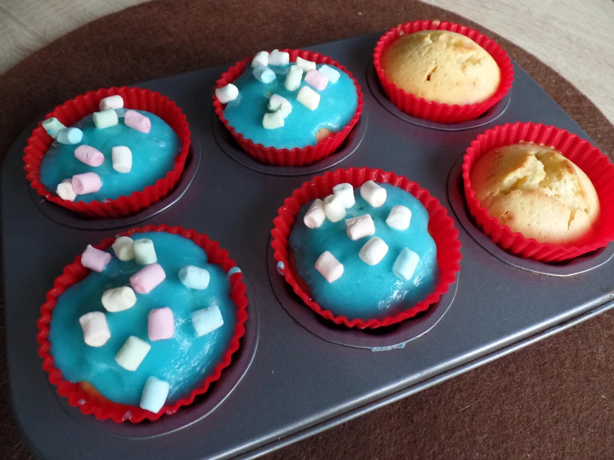 Rezept: Weiße-Schoko-Muffins Bild Nr. 4331 Weiße-Schoko-Muffins - Rezept - Bild Nr. 4331