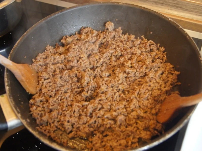 Rezept: Überbackenes Rinder-Gemüse-Hackfleisch mit Kartoffelstampf Bild Nr. 4346 Überbackenes Rinder-Gemüse-Hackfleisch mit Kartoffelstampf - Rezept - Bild Nr. 4346