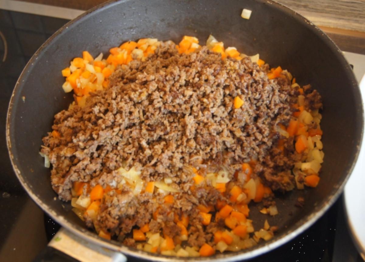 Überbackenes Rinder-Gemüse-Hackfleisch mit Kartoffelstampf - Rezept - Bild Nr. 4348