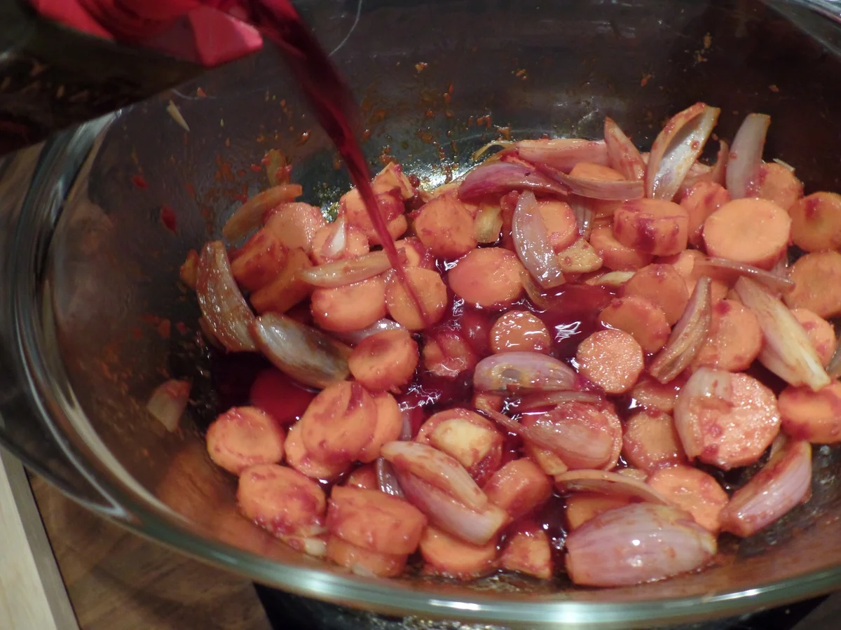 Boeuf bourguignon :ein Fleischgericht aus dem französischen Burgund.. - Rezept - Bild Nr. 4354