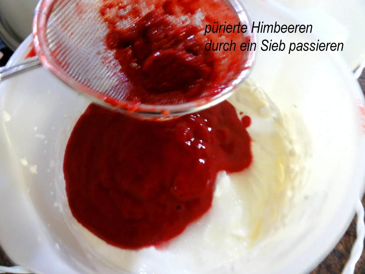 FONDANT:   " DAS HERZ IN DER TORTE " - Rezept - Bild Nr. 4382