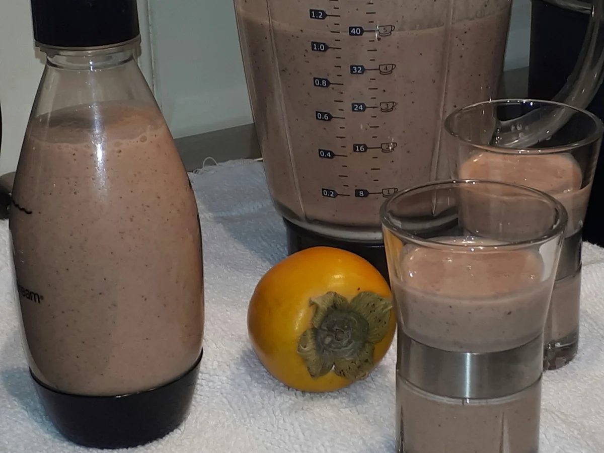 Rezept: BiNe` S KAKI - ERDBEER - SMOOTHIE Bild Nr. 4412 BiNe` S KAKI - ERDBEER - SMOOTHIE - Rezept - Bild Nr. 4412