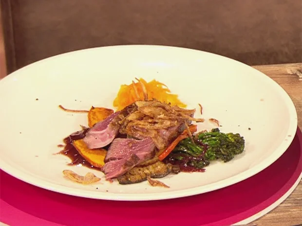 Rezept: Kotelett vom Chianina Rind mit geschmortem Kürbis (Blick in Zacherls Topf) Bild Nr. 2 Kotelett vom Chianina Rind mit geschmortem Kürbis (Blick in Zacherls Topf) - Rezept - Bild Nr. 2