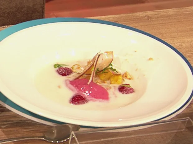 Kokossüppchen mit Himbeereis (Blick in Zacherls Topf) - Rezept - Bild Nr. 2