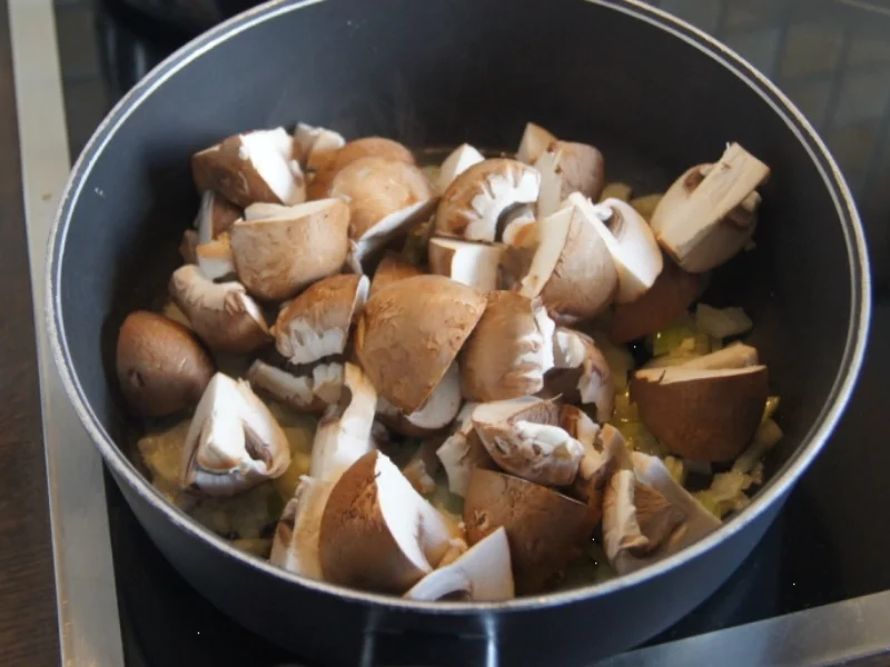 Rezept: Krosser Alpenspeck mit Champignonsauce auf Kartoffelstampf Bild Nr. 4419 Krosser Alpenspeck mit Champignonsauce auf Kartoffelstampf - Rezept - Bild Nr. 4419