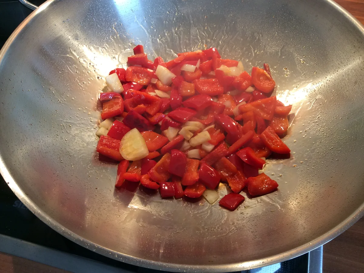 Rezept: Chili Nudeln mit Gemüse auf italienische Art, leicht scharf Bild Nr. 4434 Chili Nudeln mit Gemüse auf italienische Art, leicht scharf - Rezept - Bild Nr. 4434