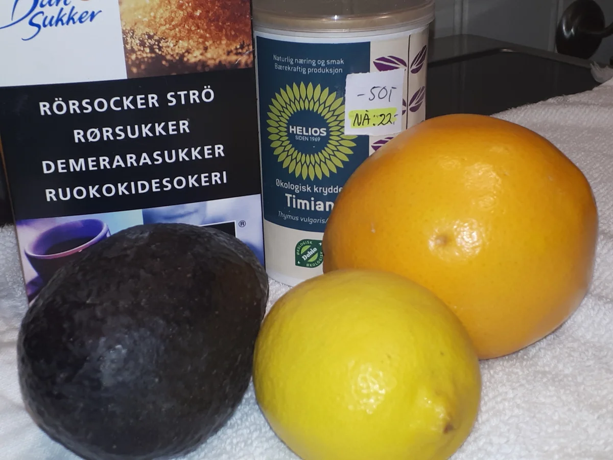 Rezept: BiNe` S AVOCADO - THYMIAN - SORBET Bild Nr. 2 BiNe` S AVOCADO - THYMIAN - SORBET - Rezept - Bild Nr. 2