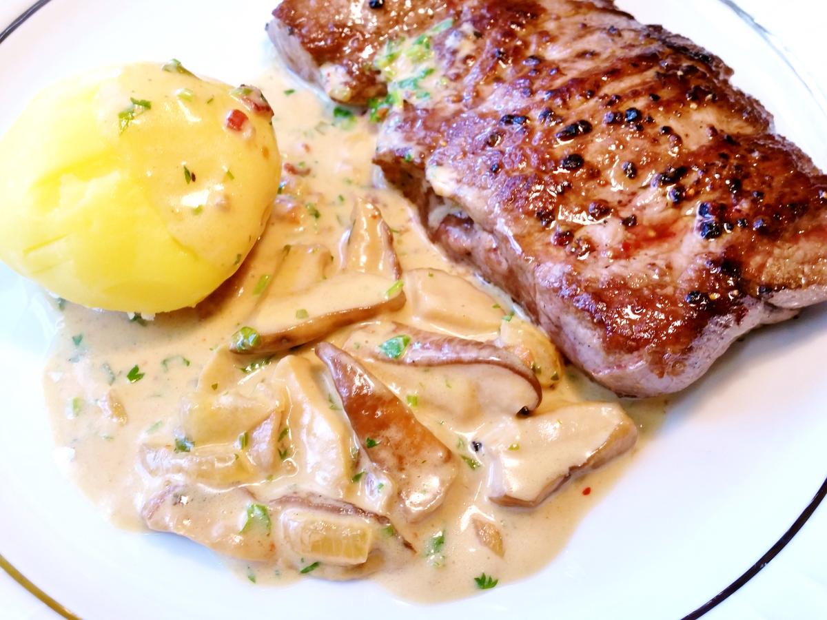 Rindersteak an Rahm-Steinpilzen - Rezept - kochbar.de