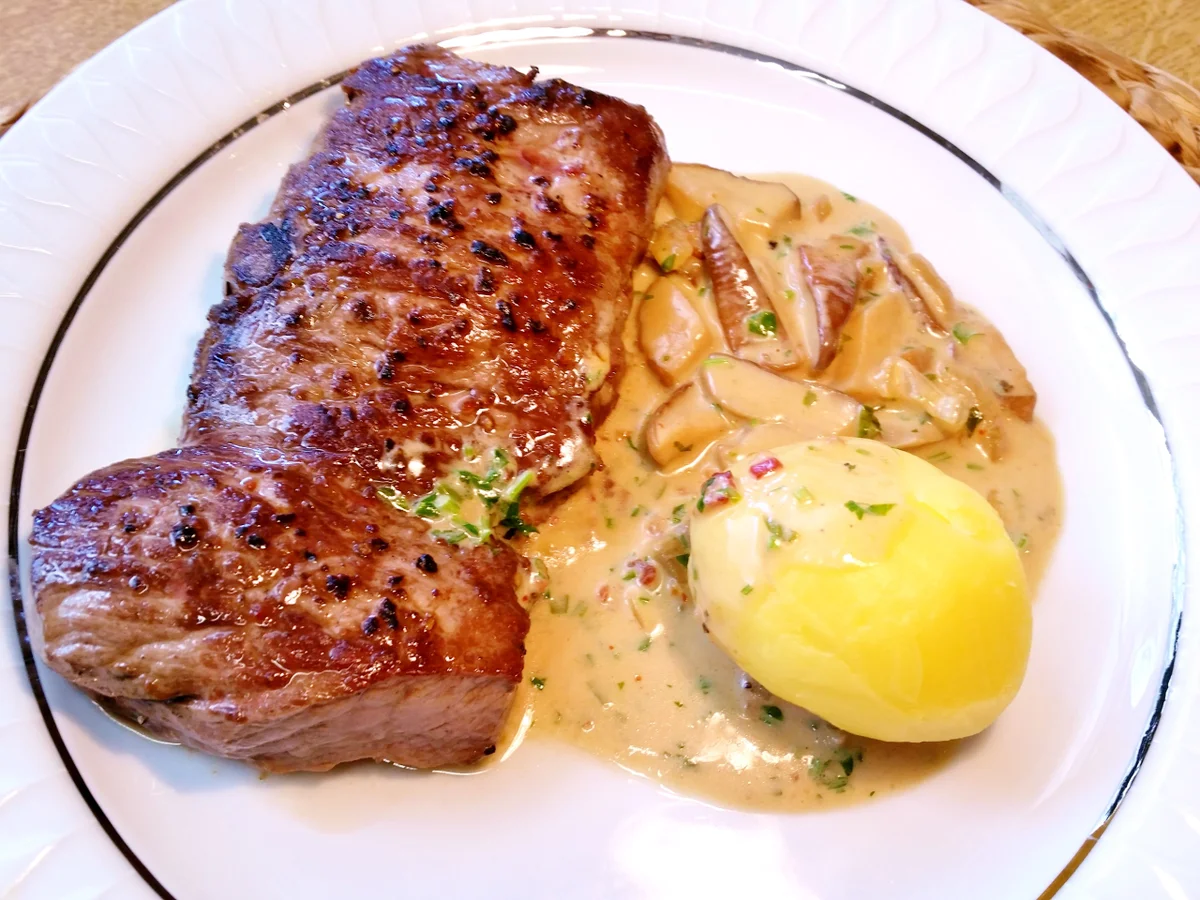 Rindersteak an Rahm-Steinpilzen - Rezept - Bild Nr. 4450