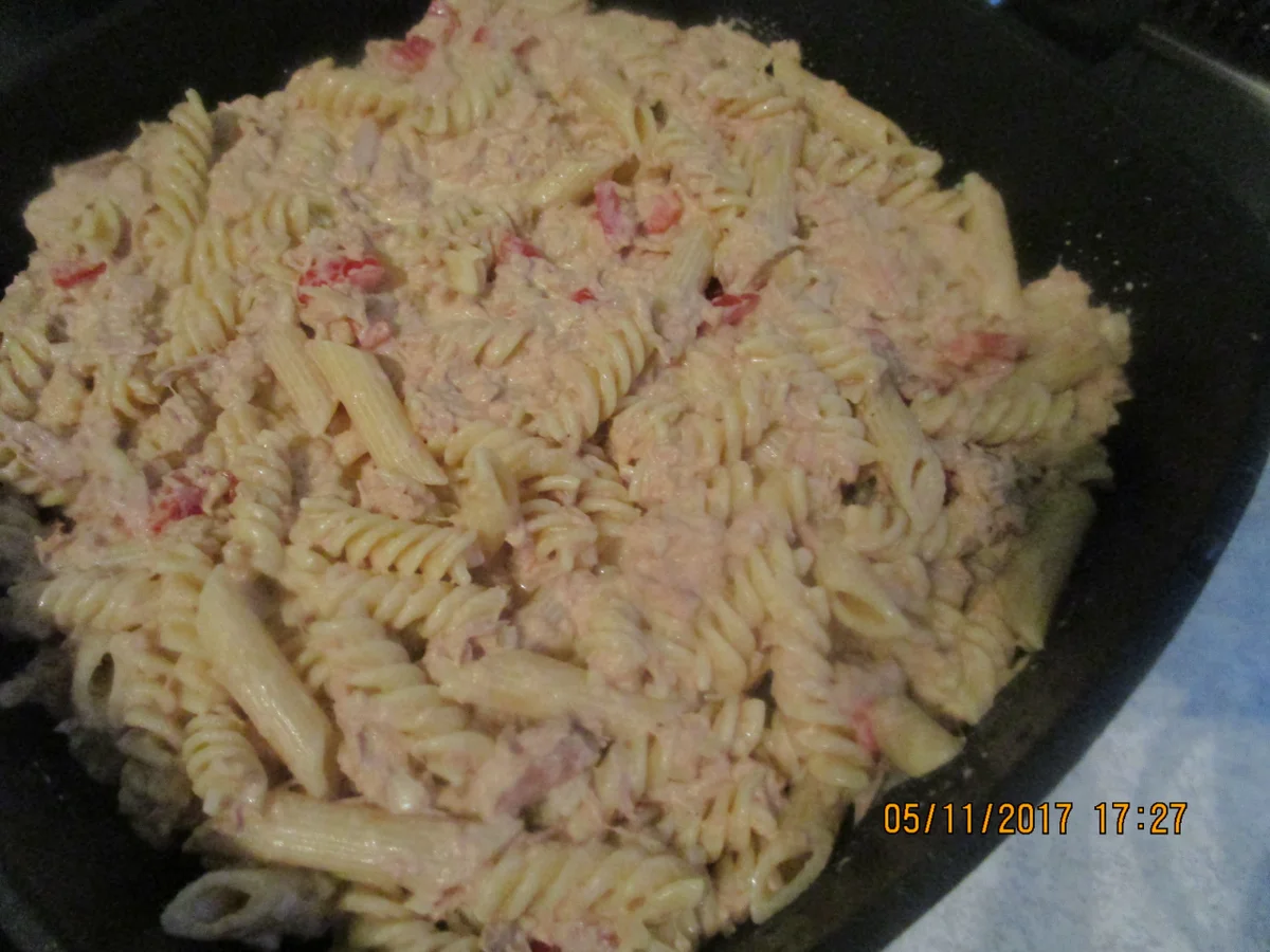 Auflauf: Thunfisch und Nudeln mit Käse überbacken - Rezept - Bild Nr. 4459