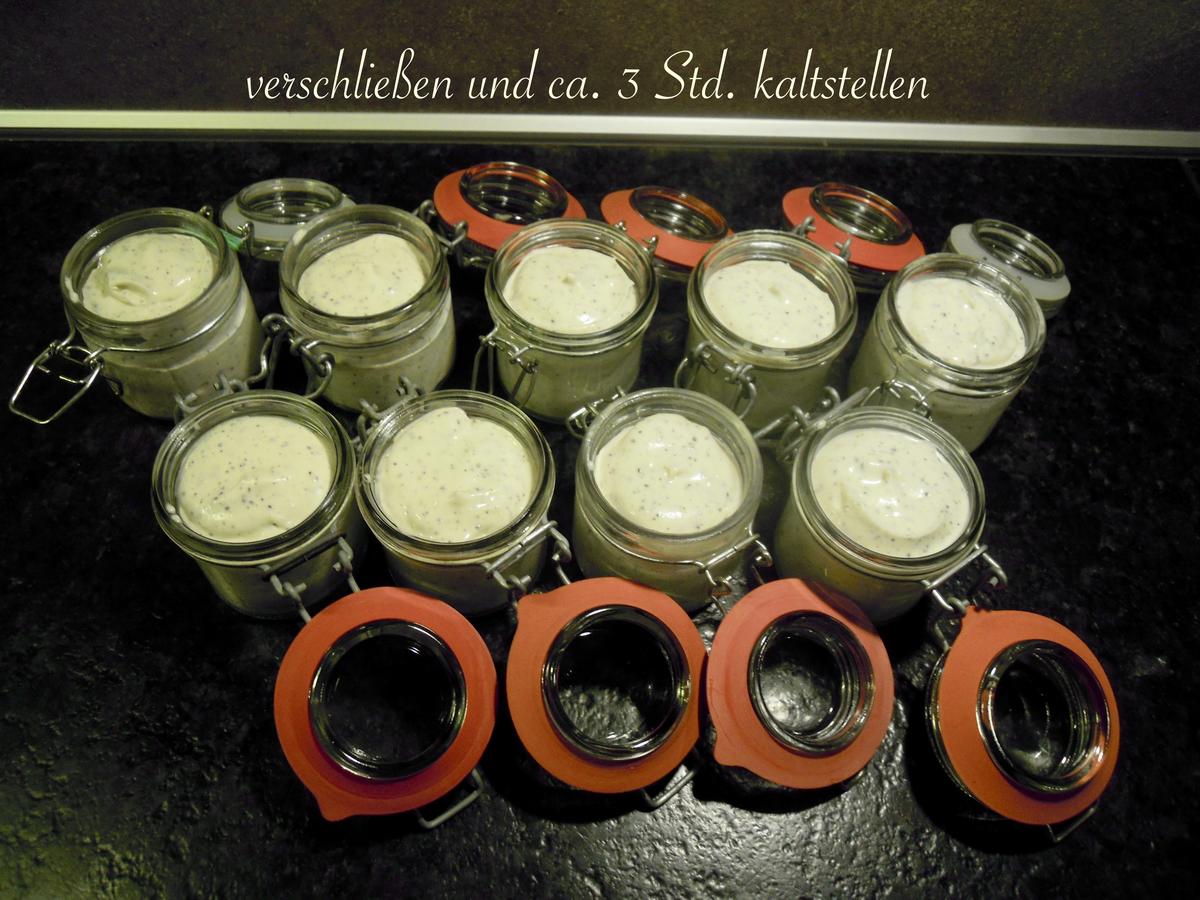 sahnige Mohn - Vanille - Creme im Töpfchen - Rezept - Bild Nr. 4461