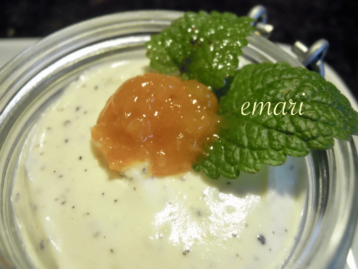 sahnige Mohn - Vanille - Creme im Töpfchen - Rezept - Bild Nr. 4464