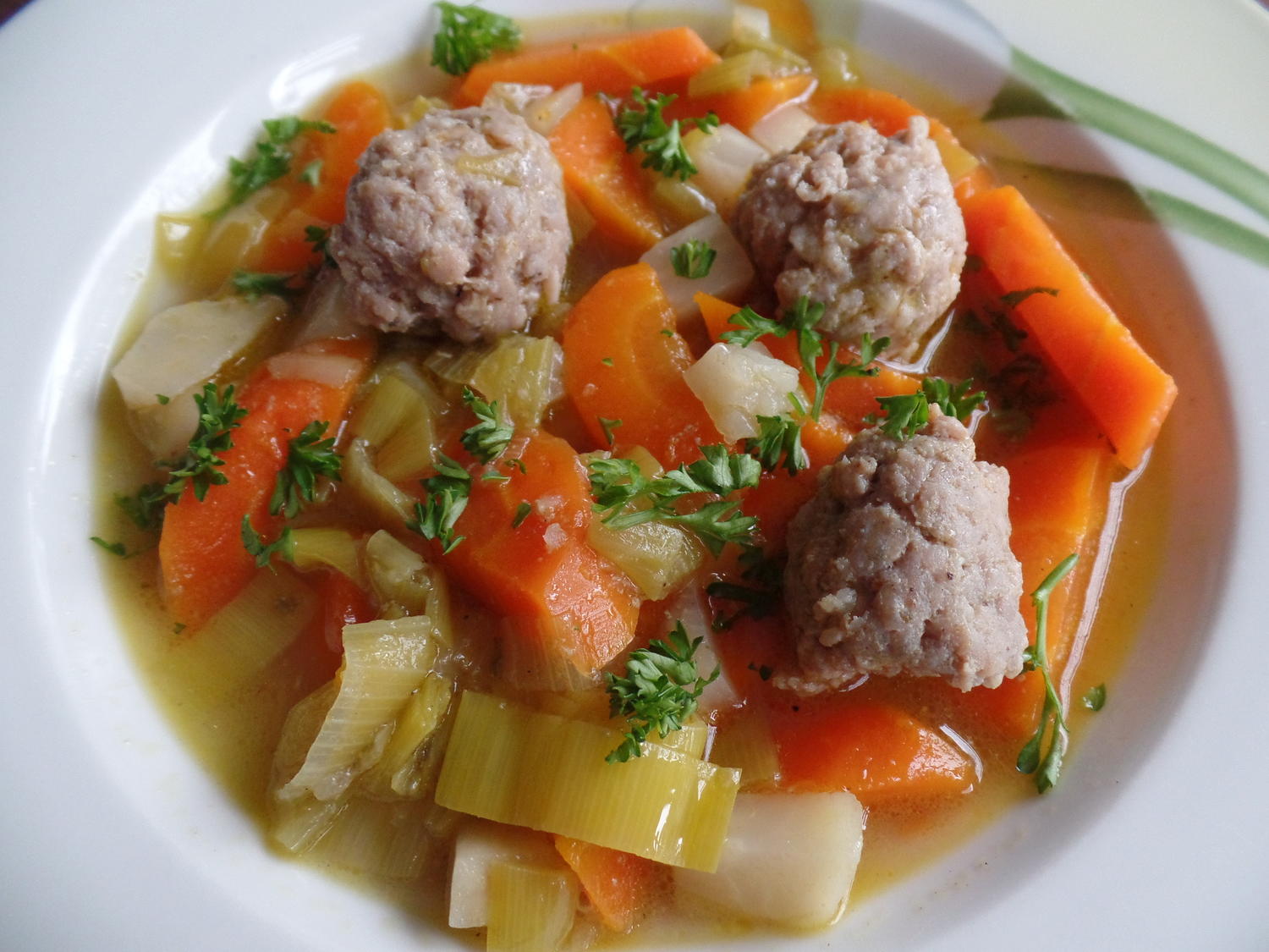 Brätklößchen-Suppe - Rezept mit Bild - kochbar.de