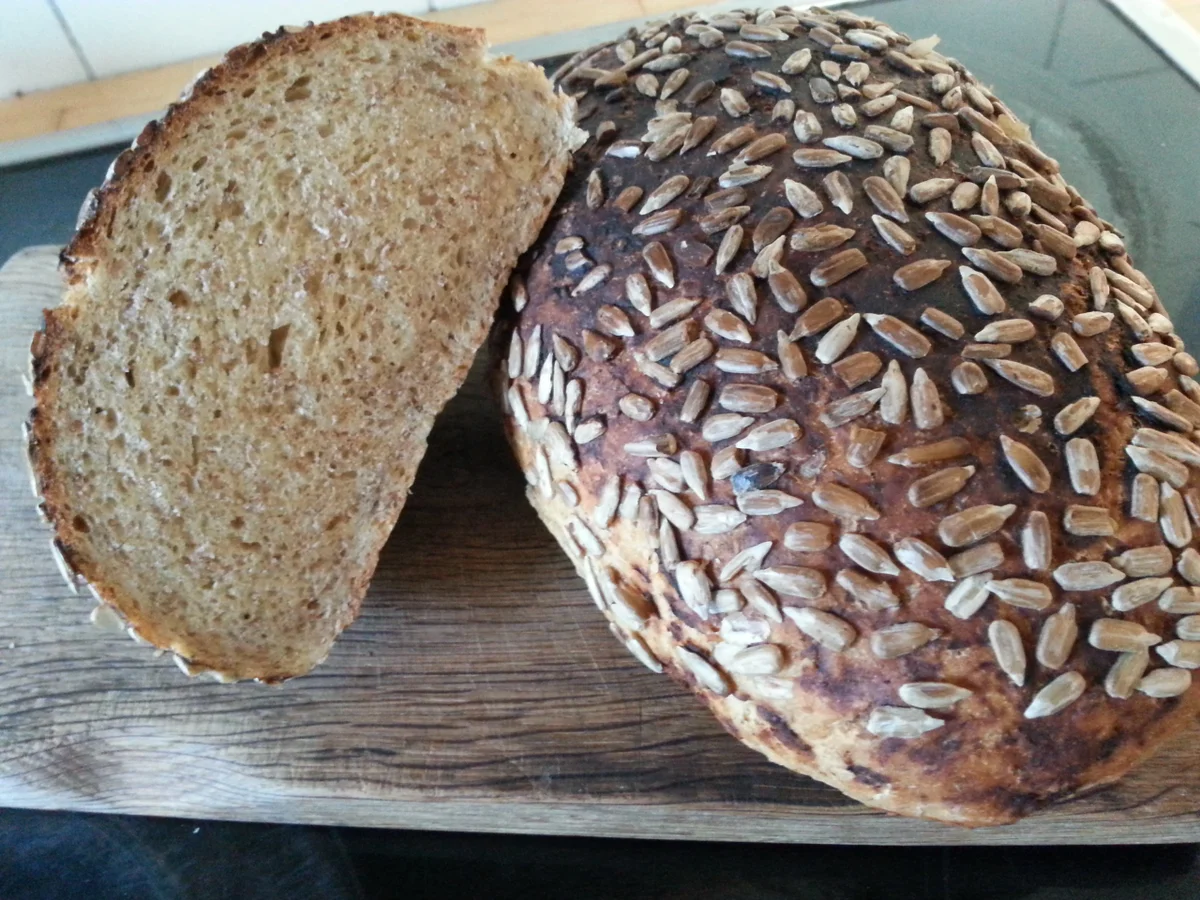 Senfbrot mit Sonnenblumenkernen - Rezept - Bild Nr. 4474