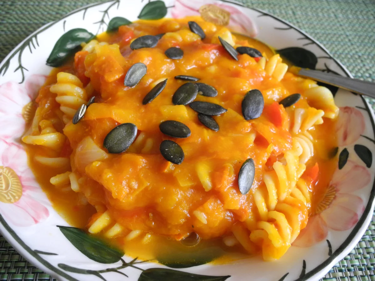 Kürbisonese auf Spirelli - Rezept - Bild Nr. 4478