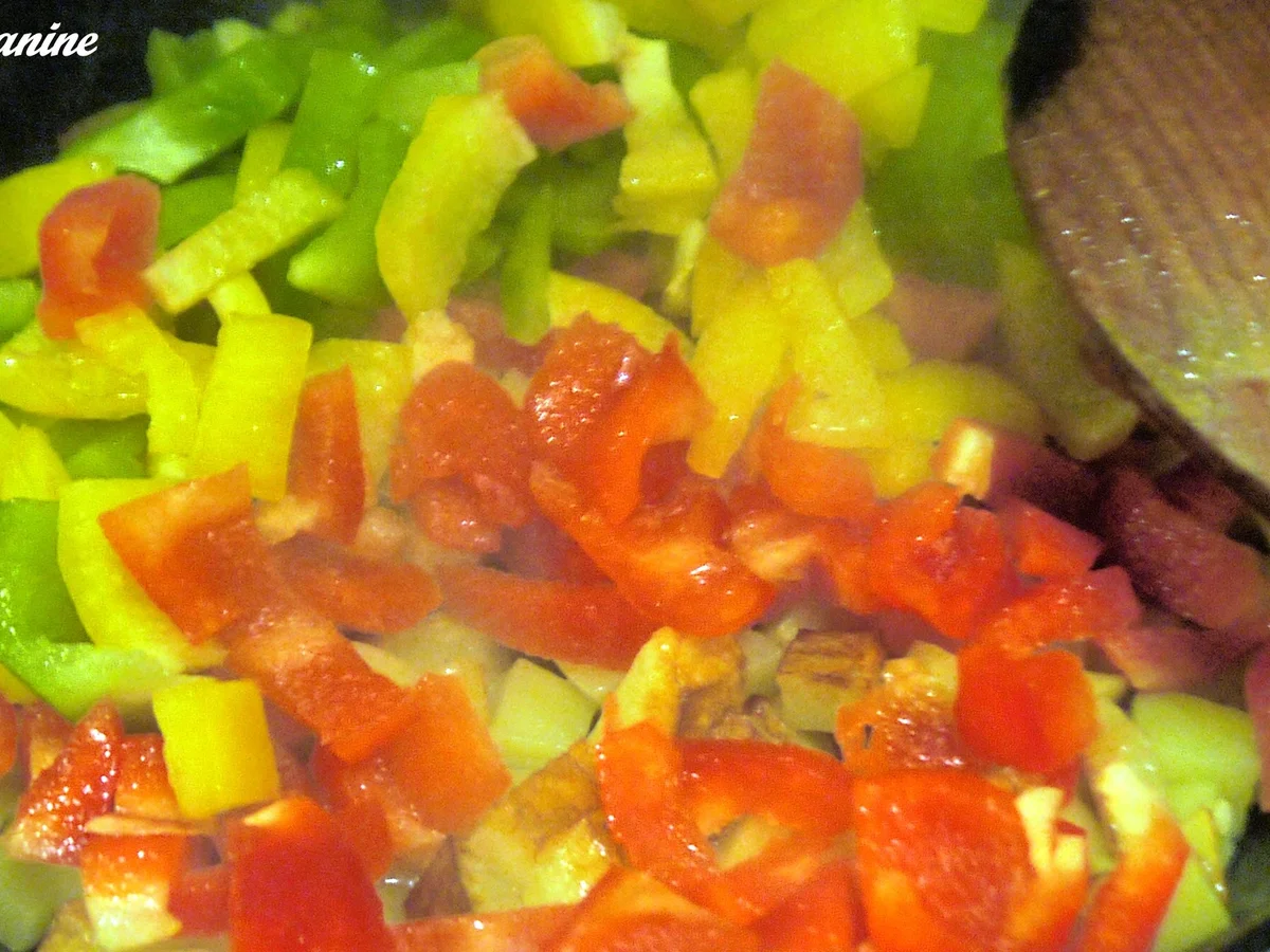 Rezept: Deftige Kartoffel-Paprika-Pfanne Bild Nr. 5 Deftige Kartoffel-Paprika-Pfanne - Rezept - Bild Nr. 5