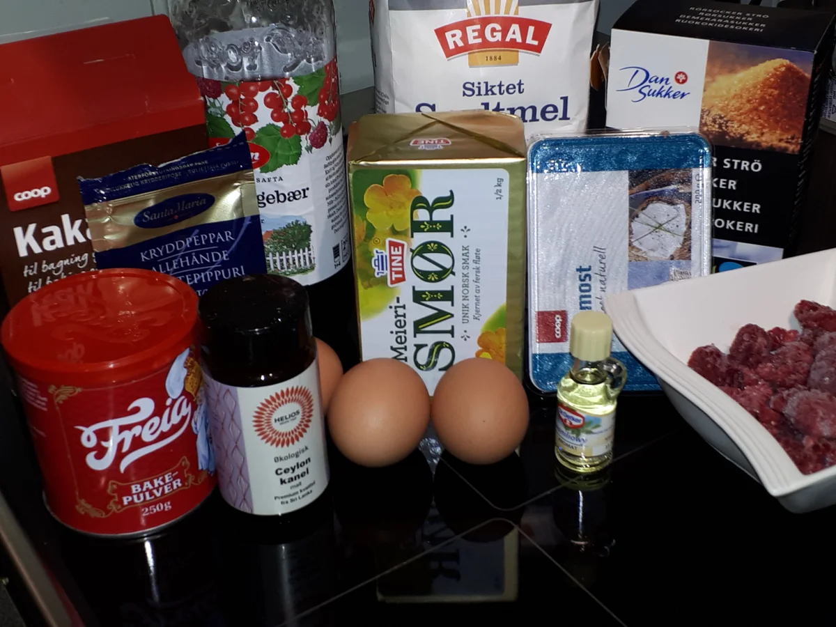 Rezept: BiNe` S SCHOKOLADEN - HIMBEERKÄSEKUCHEN Bild Nr. 4479 BiNe` S SCHOKOLADEN - HIMBEERKÄSEKUCHEN - Rezept - Bild Nr. 4479