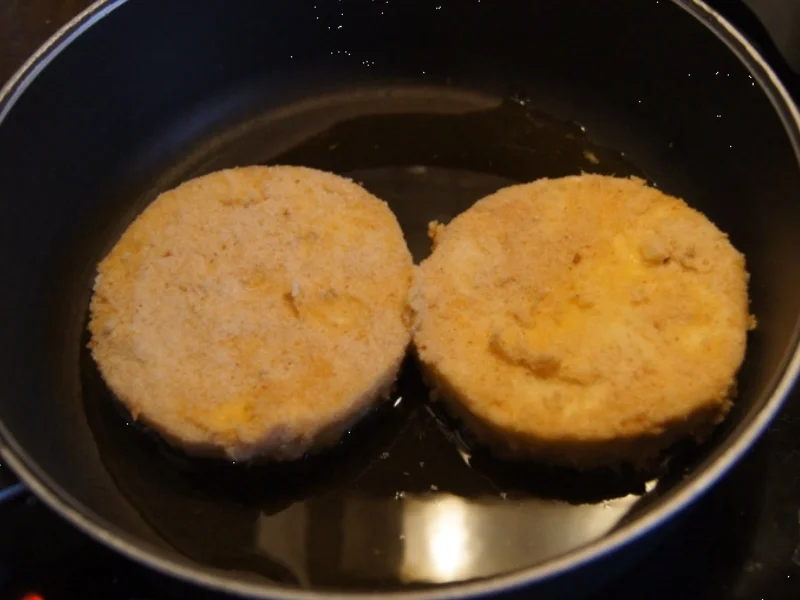 Sellerieschnitzel mit Sellerie-Kartoffelstampf und Möhrenblüten-Antipasta - Rezept - Bild Nr. 4481