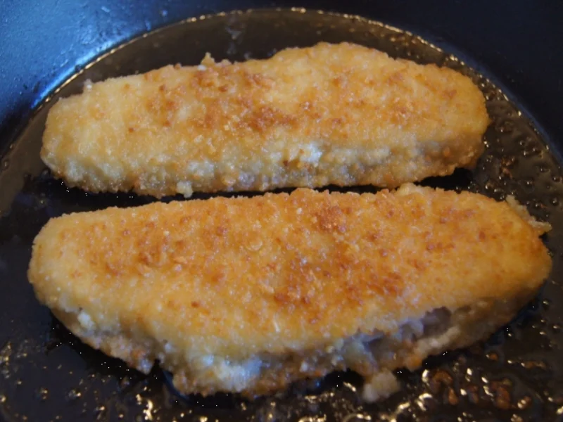 Rezept: Alaska-Seelachs-Filet mit Brokkoli und Sellerie-Kartoffelstampf Bild Nr. 4479 Alaska-Seelachs-Filet mit Brokkoli und Sellerie-Kartoffelstampf - Rezept - Bild Nr. 4479