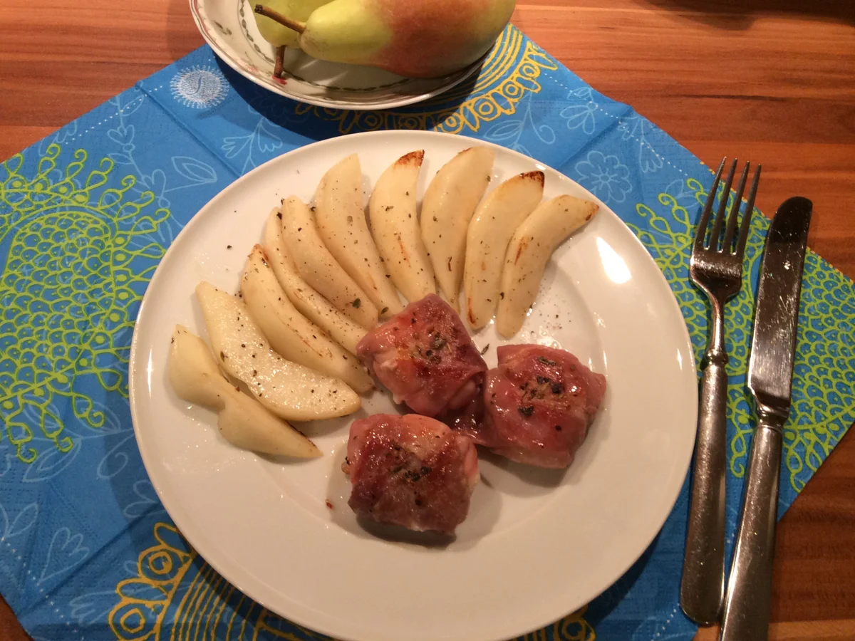 Rezept: Ziegenfrischkäse in Schinken mit Birne Bild Nr. 4479 Ziegenfrischkäse in Schinken mit Birne - Rezept - Bild Nr. 4479