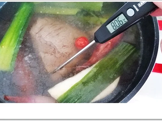 Rezept: Tafelspitz mit Meerrettichsauce und Kartoffelklöße Bild Nr. 4485 Tafelspitz mit Meerrettichsauce und Kartoffelklöße - Rezept - Bild Nr. 4485