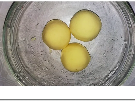 Rezept: Tafelspitz mit Meerrettichsauce und Kartoffelklöße Bild Nr. 4492 Tafelspitz mit Meerrettichsauce und Kartoffelklöße - Rezept - Bild Nr. 4492