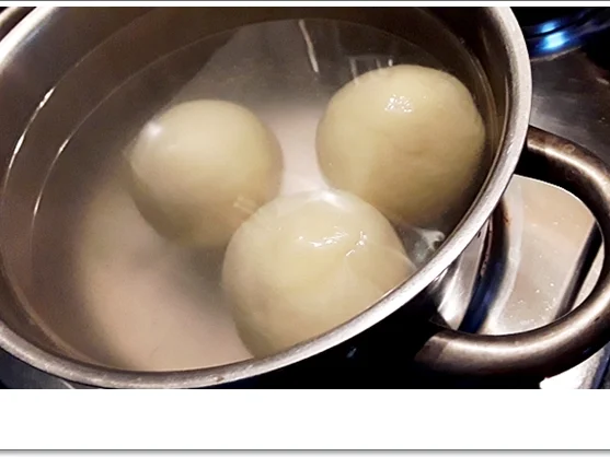 Rezept: Tafelspitz mit Meerrettichsauce und Kartoffelklöße Bild Nr. 4493 Tafelspitz mit Meerrettichsauce und Kartoffelklöße - Rezept - Bild Nr. 4493