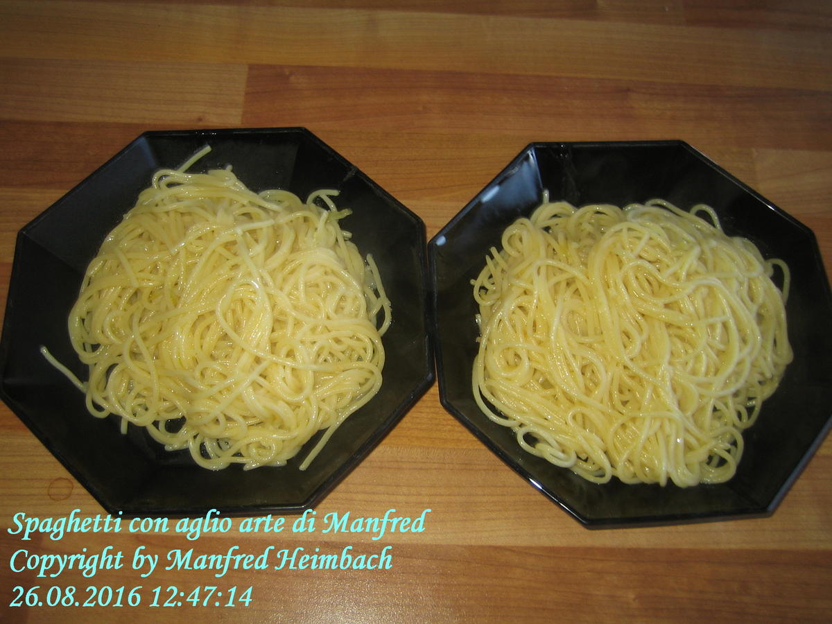 Nudeliges – Spaghetti con aglio arte di Manfred - Rezept - Bild Nr. 2