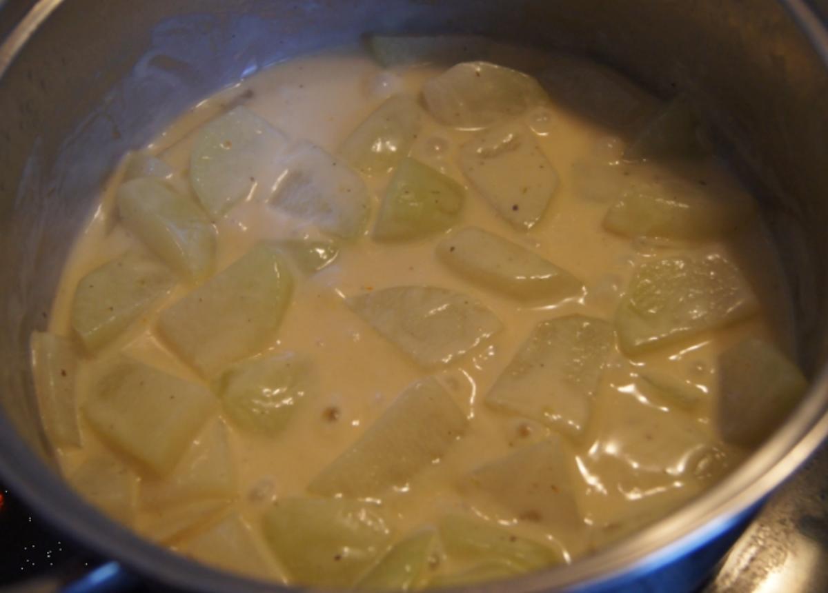 Alaska-Seelachs-Filet mit Rahm-Kohlrabi und Ofenkartoffeln - Rezept - Bild Nr. 4514