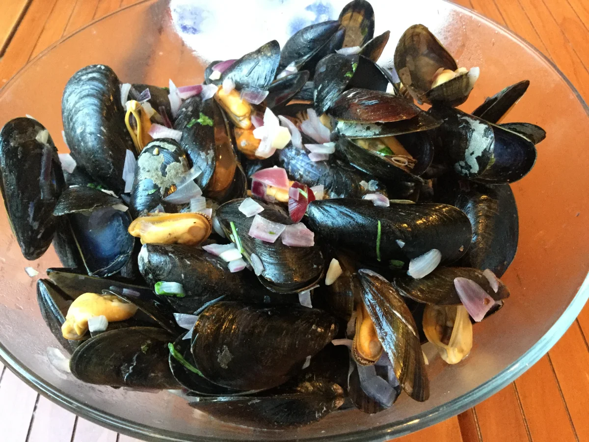 Moules marinieres - Muscheln auf Seemannsart a la Boris - Rezept - Bild Nr. 4500
