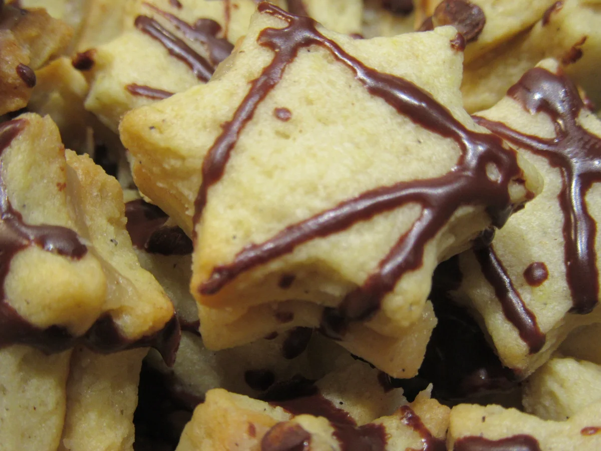 Rezept: Plätzchen: Karamellsterne Bild Nr. 4503 Plätzchen: Karamellsterne - Rezept - Bild Nr. 4503