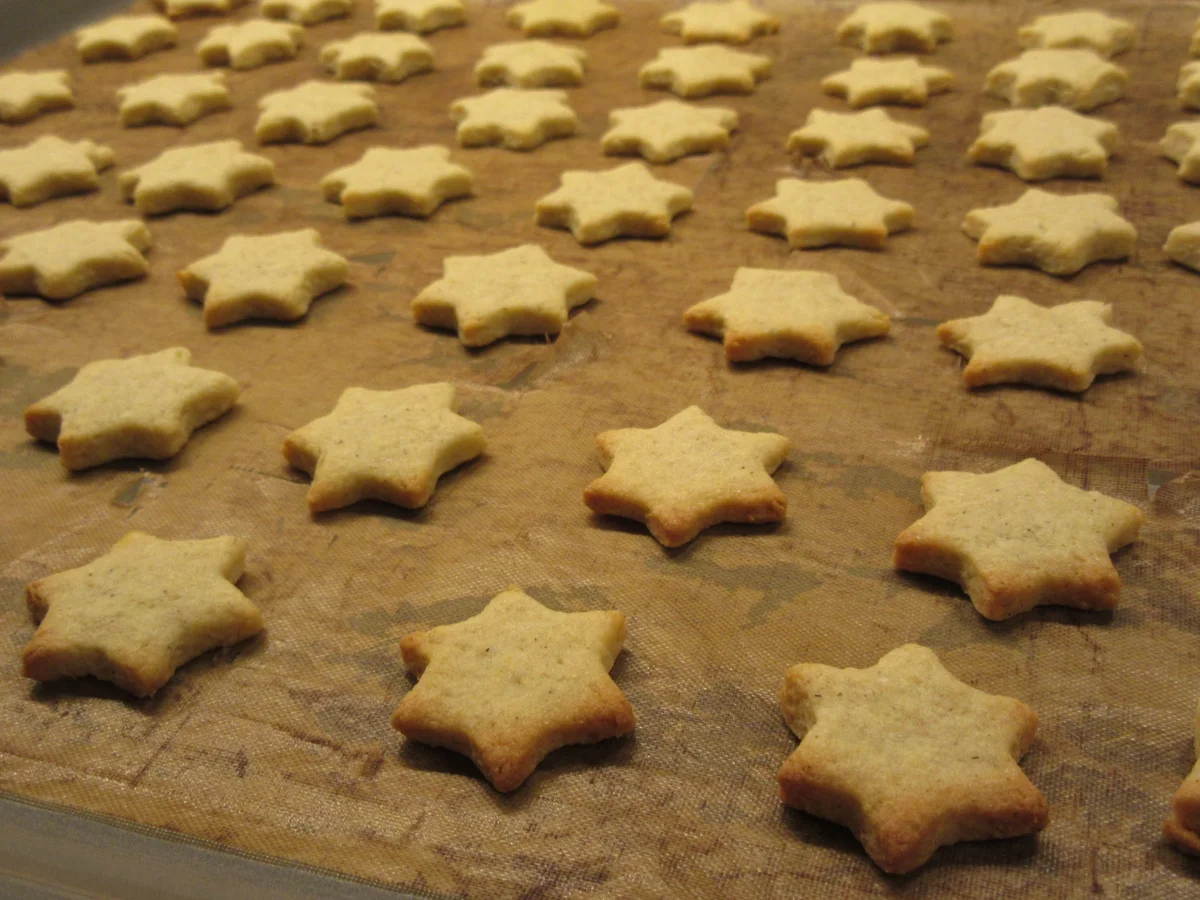 Rezept: Plätzchen: Karamellsterne Bild Nr. 4508 Plätzchen: Karamellsterne - Rezept - Bild Nr. 4508