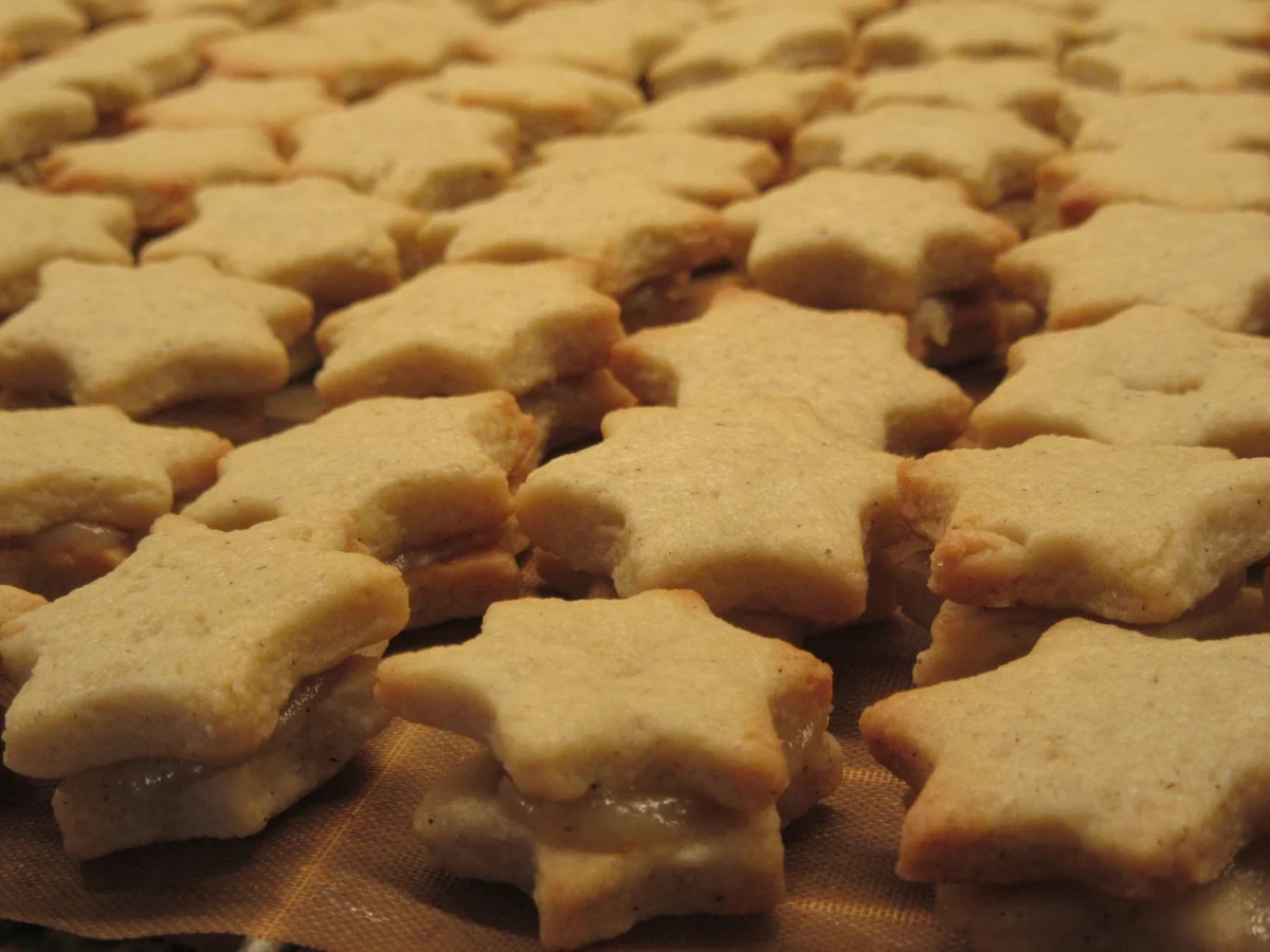 Rezept: Plätzchen: Karamellsterne Bild Nr. 4511 Plätzchen: Karamellsterne - Rezept - Bild Nr. 4511