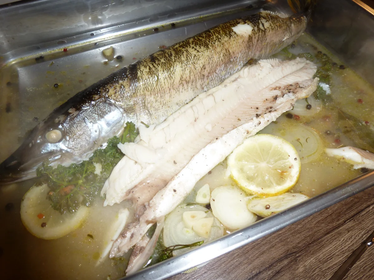 Rezept: Zarter Hecht aus dem Backofen- Elsässische Art Bild Nr. 4516 Zarter Hecht aus dem Backofen- Elsässische Art - Rezept - Bild Nr. 4516