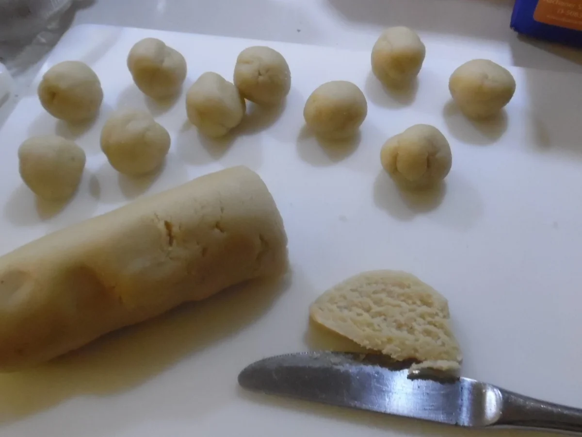 Rezept: Marzipankartoffeln Bild Nr. 5 Marzipankartoffeln - Rezept - Bild Nr. 5