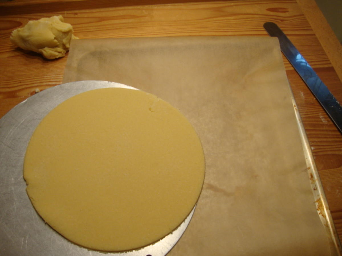 Basics - Mürbteigboden für eine Torte als Unterlage - Rezept - Bild Nr. 4555