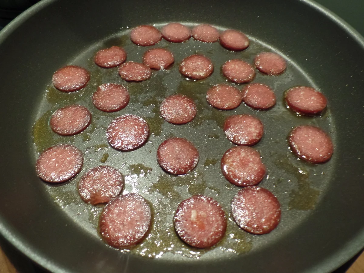 Rezept: Grünkohl-Chorizo-Pfanne Bild Nr. 4545 Grünkohl-Chorizo-Pfanne - Rezept - Bild Nr. 4545