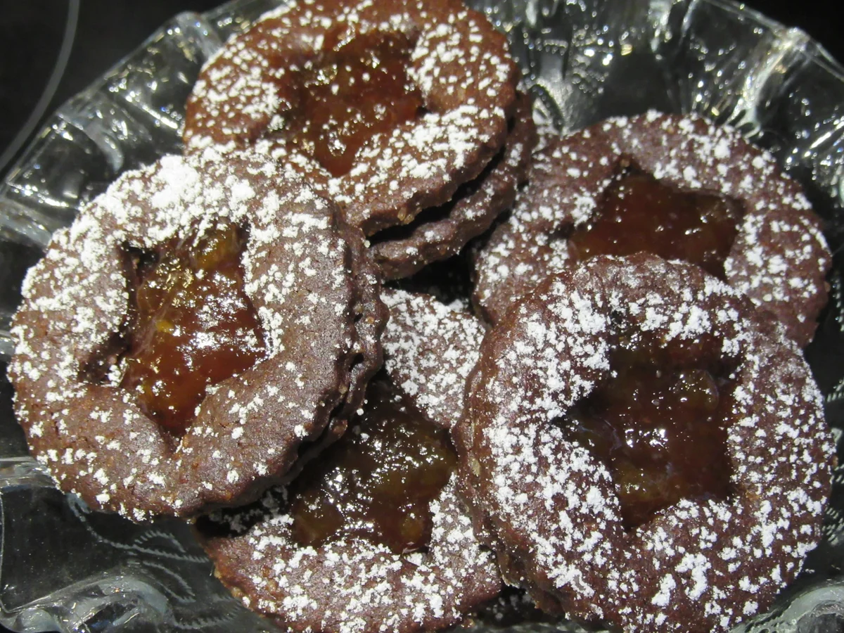 Rezept: Plätzchen: Schwarze Schlingel Bild Nr. 4539 Plätzchen: Schwarze Schlingel - Rezept - Bild Nr. 4539